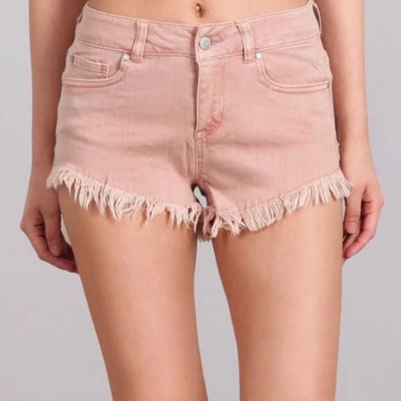 Dusty Pink Frayed shorts - Picture 1 of 6